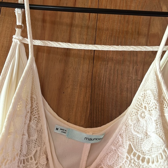 Size M cream dress - Picture 3 of 7